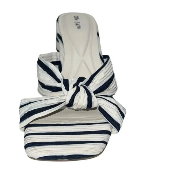 On 34th Women's Gaiaa Bow Block-Heel Dress Sandals, size 8.5 M - Picture 2 of 5